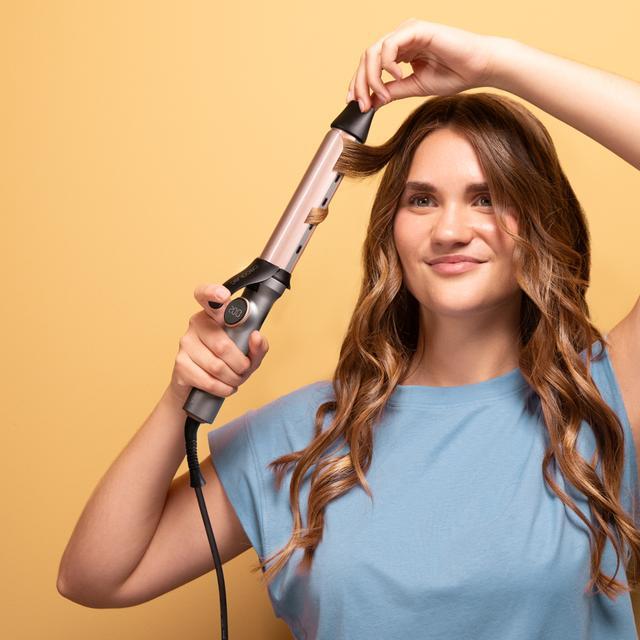 Actual product image Cecotec Manual Curling Iron Bamba SurfCare Epic Curly Sphere 32mm Ceramic and Tourmaline Temperature (32 mm)