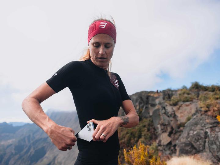 Actual product image Compressport Trail Postural SS Top W (S)