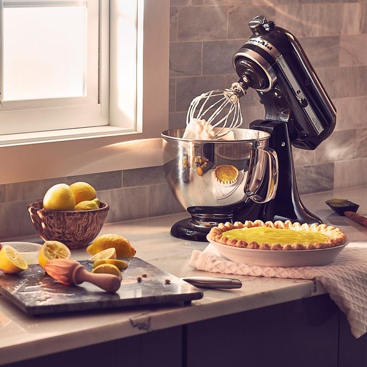 Actual product image KitchenAid Artisan KSM175 EU-Version (300 W)