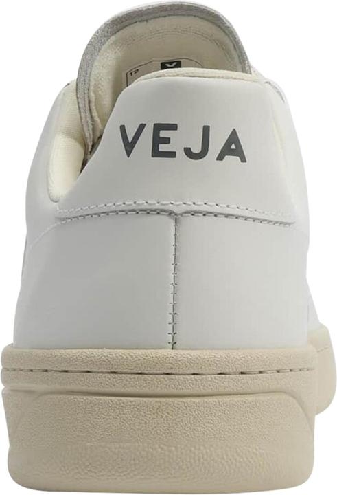 Actual product image Veja V-12 (42)