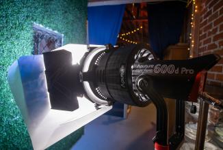 Produktbild Aputure F10 Barn Doors (Abschirmklappe)
