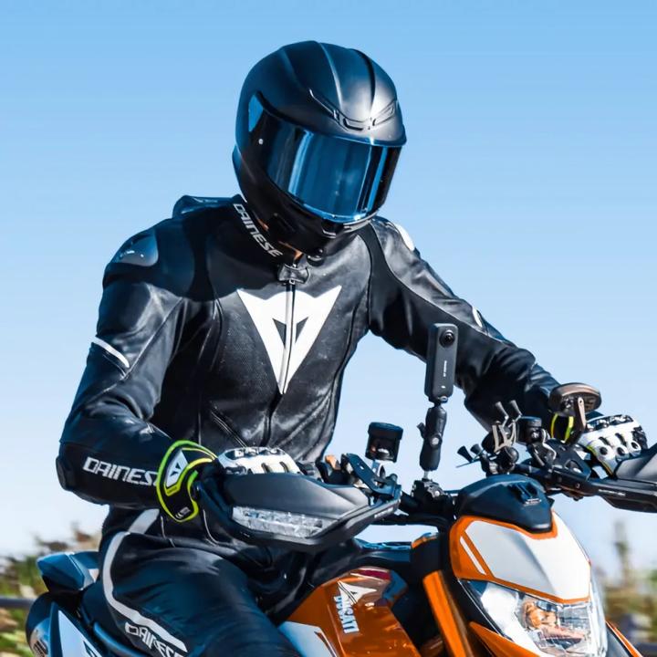 Productafbeelding Insta360 X3 Motorcycle Kit (30p, WiFi, Bluetooth, NFC)