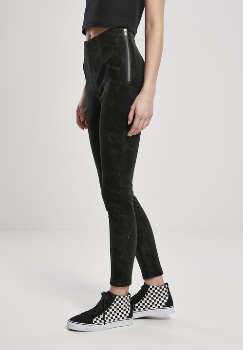 Image du produit Urban Classics Ladies Washed Synthetic Leather Pants (XS)