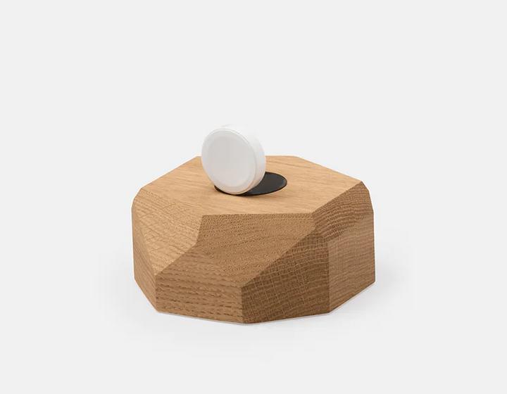 Produktbild Oakywood Apple Watch Dock - Holz-Ladestation für Apple Watch - Eiche -