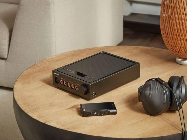 Image du produit Sony TA-ZH1ES Série Signature (USB-DAC, commutateur de gain)