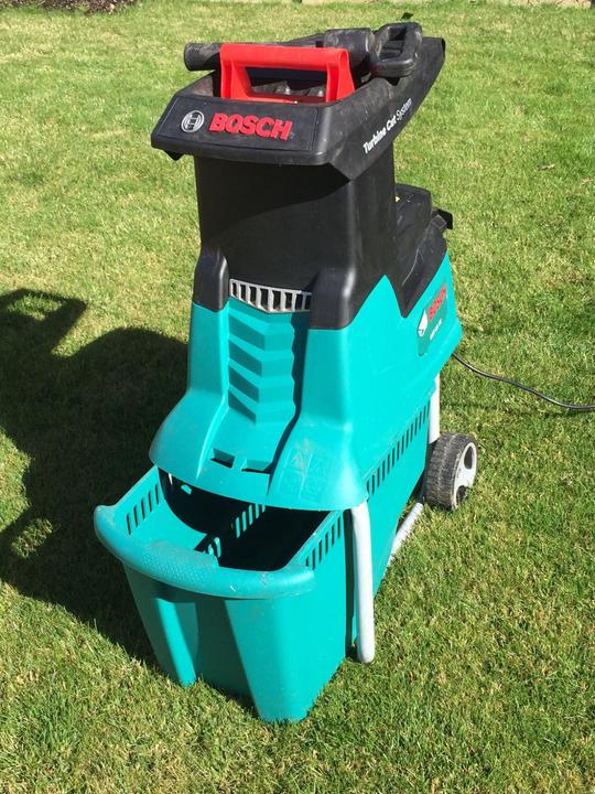 Image du produit Bosch Home & Garden Axt 23 Tc