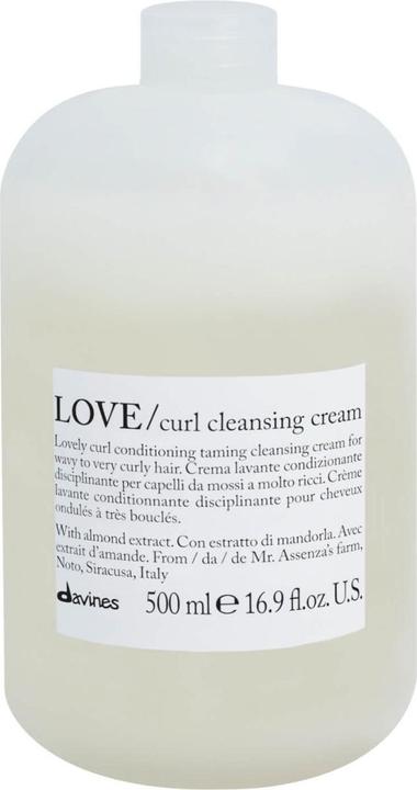 Produktbild Davines Essential Haircare - LOVE Curl Cleansing Cream (500 ml, Flüssiges Shampoo)