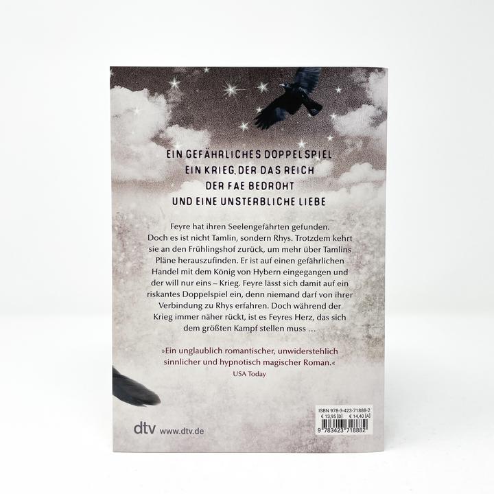 Actual product image Das Reich der sieben Höfe − Sterne und Schwerter (German, Sarah J. Meuse, Alexandra Ernst, 2020)