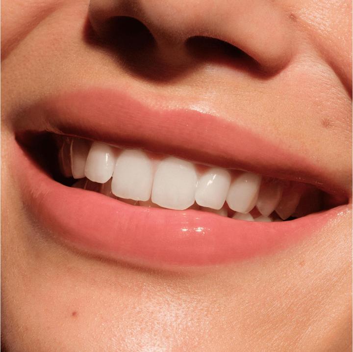 Actual product image Catrice Butter Drippin' Glossy Lip Balm (Butter, 10 ml)