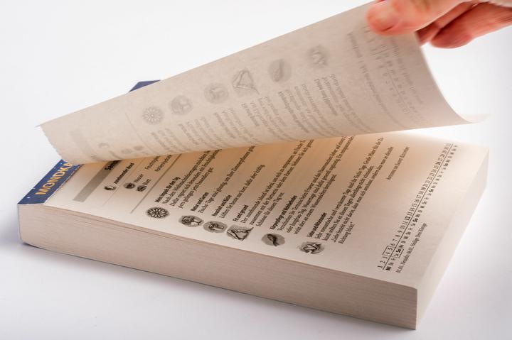 Actual product image Lunar calendar 2026 (Hardcover, German)