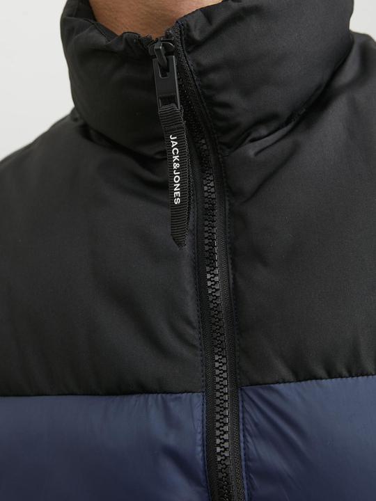 Produktbild Jack & Jones Recycelter Polyester Weste (M)