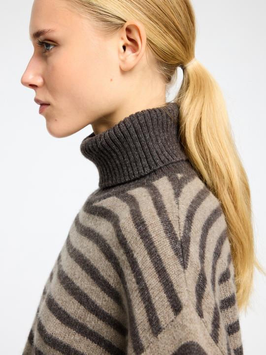 Actual product image Selected Femme Knitted turtleneck jumper (M)