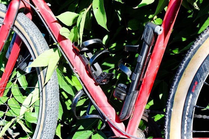 Actual product image NG Sports Cassea Hand Pump, incl. Frame Mount, black
