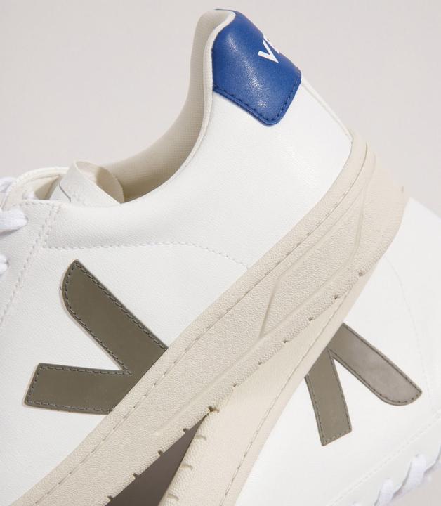Actual product image Veja Urca Cwl (37)
