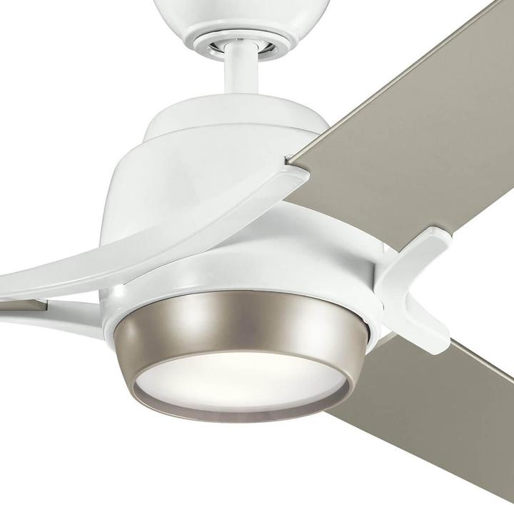 Immagine prodotto Elstead Lighting Ventilatore da soffitto silenzioso Zeus con luce LED Ø152cm legno + telecomando argento, bianco (38 dB)