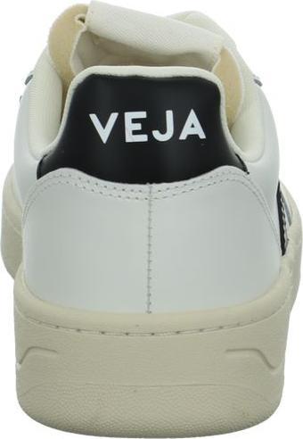 Actual product image Veja V10 (37)