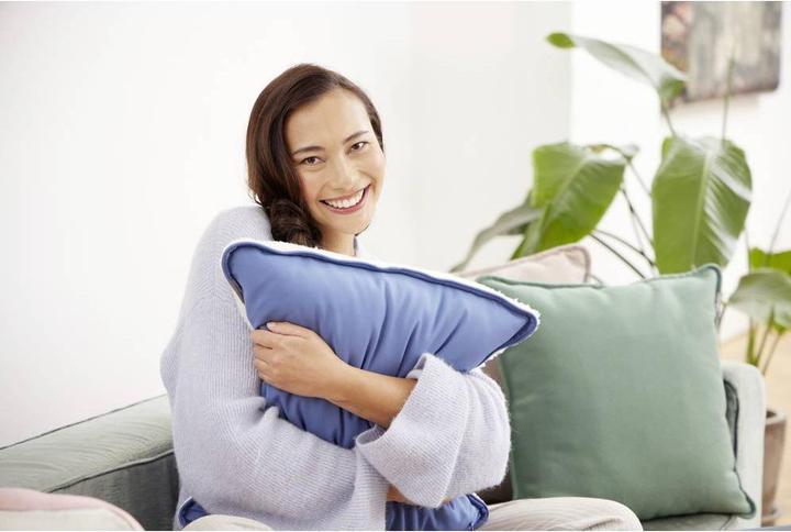 Actual product image Medisana HC 150 Interior Cushion Line blue (40 x 40 x 18 cm)