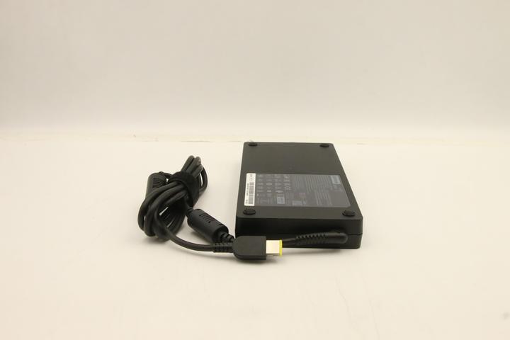 Immagine prodotto Lenovo Sottile, 300W, 20V, 3P, WW, LTN (300 W)