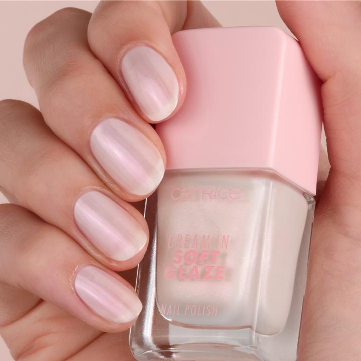 Immagine prodotto Catrice Dream In Soft Glaze Smalto Unghie (010 Hailey Baby, Smalto per unghie effetto gel)