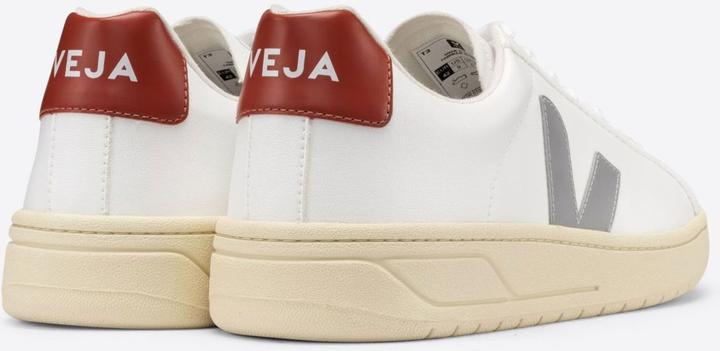 Actual product image Veja Urca (39)