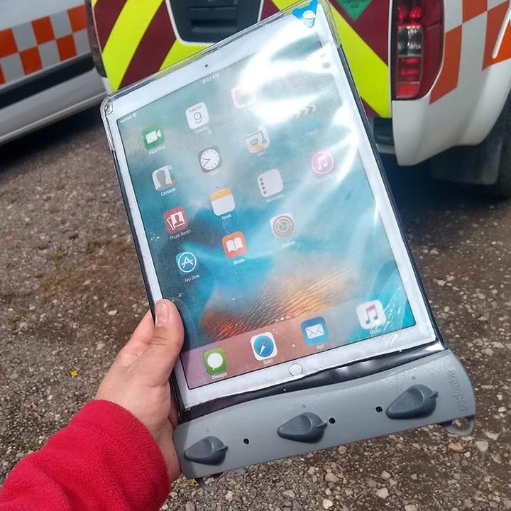 Produktbild Aquapac Standard-Tablet-Hülle (iPad)