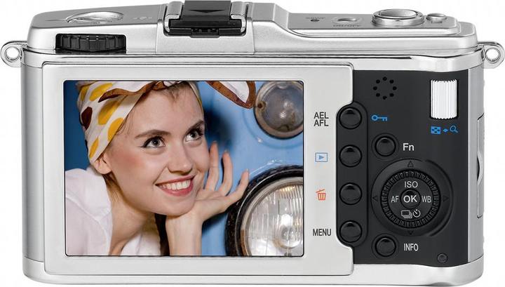 Actual product image Olympus E-P1, 12MPixel, 14-42mm Kit, Silver/Black