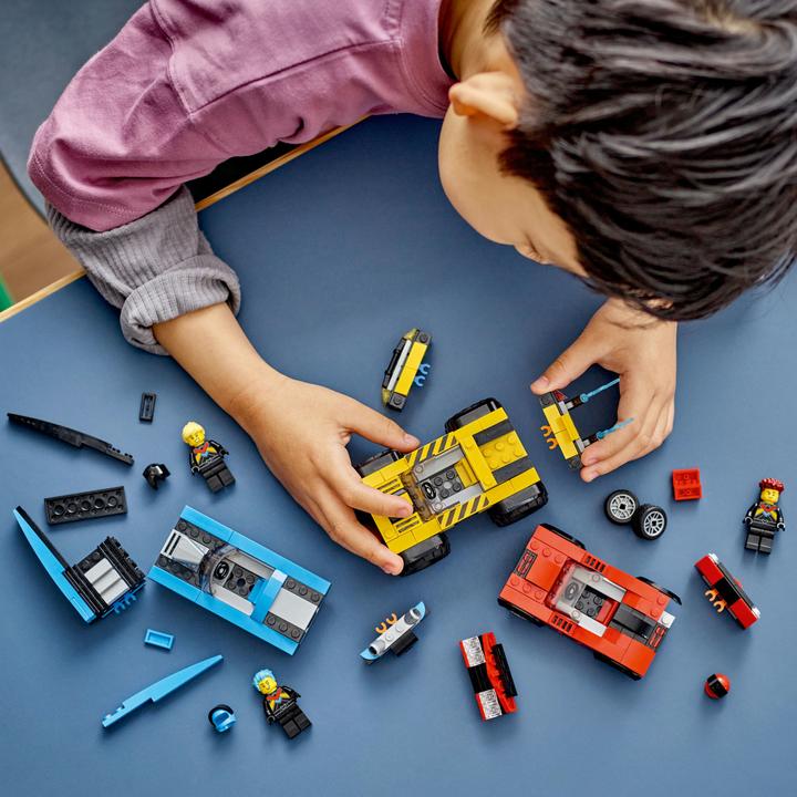 Produktbild LEGO City Rennfahrzeuge Kombiset (60395, LEGO City)