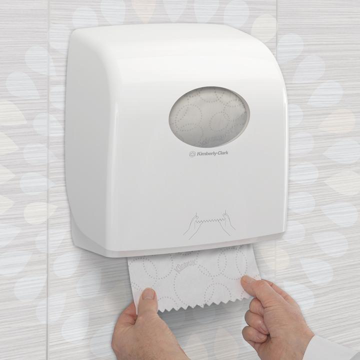 Actual product image Kimberly-Clark KLEENEX Ultra SLIMROLL Hand Towel Wht F1 (1 x)