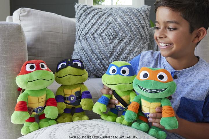 Actual product image Mattel Teenage Mutant Ninja Turtles: Mutant Mayhem 8" Mikey