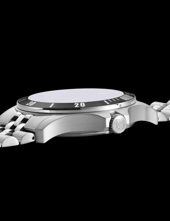Actual product image Luminox SPORT TIMER 0910 SERIES (Sports watch, 42 mm)