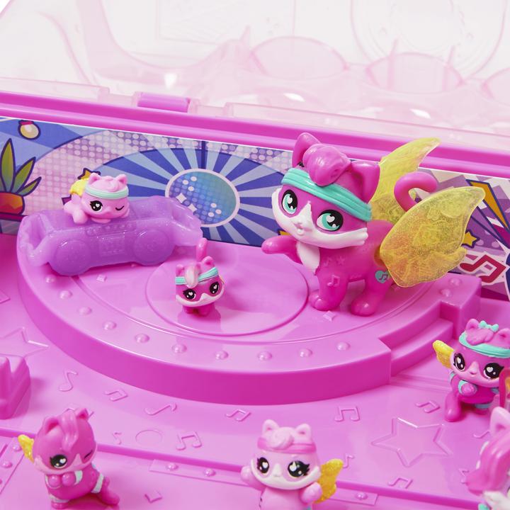 Produktbild Hatchimals Family Adventures Eierkarton mit Katzen-Familie, Spielset mit 10 CollEGGtibles-Figuren