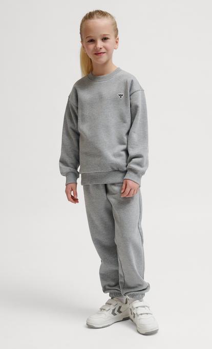 Actual product image hummel Hmljr Loose Crewneck Bee (10, 11, 12, 13, 14, 15, 16)