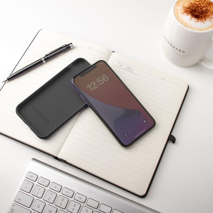 Productafbeelding Cadorabo TPU Liquid Silicone Case Cover (Apple iPhone 11 Pro)