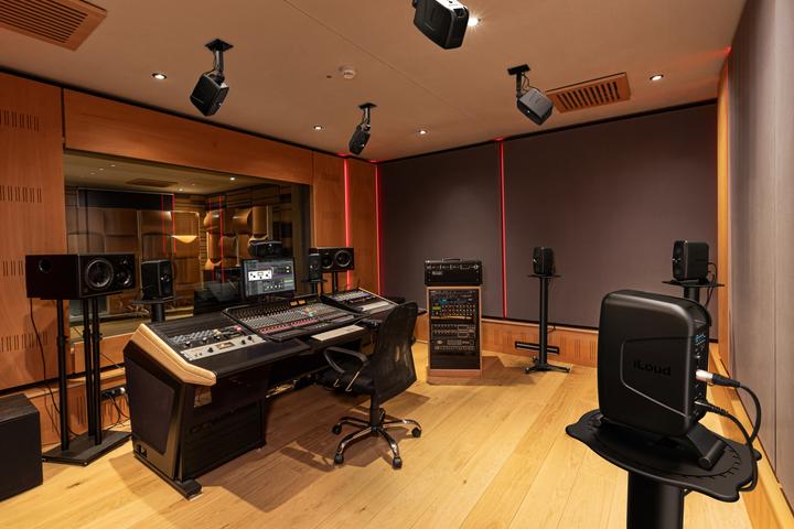 Produktbild IK Multimedia iLoud MTM MKII (Aktiv, Paar, 2x 100 W)