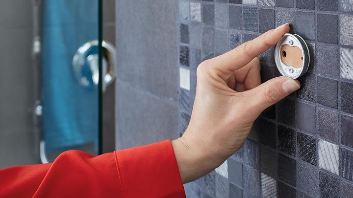 Actual product image tesa Powerbutton Premium Hook