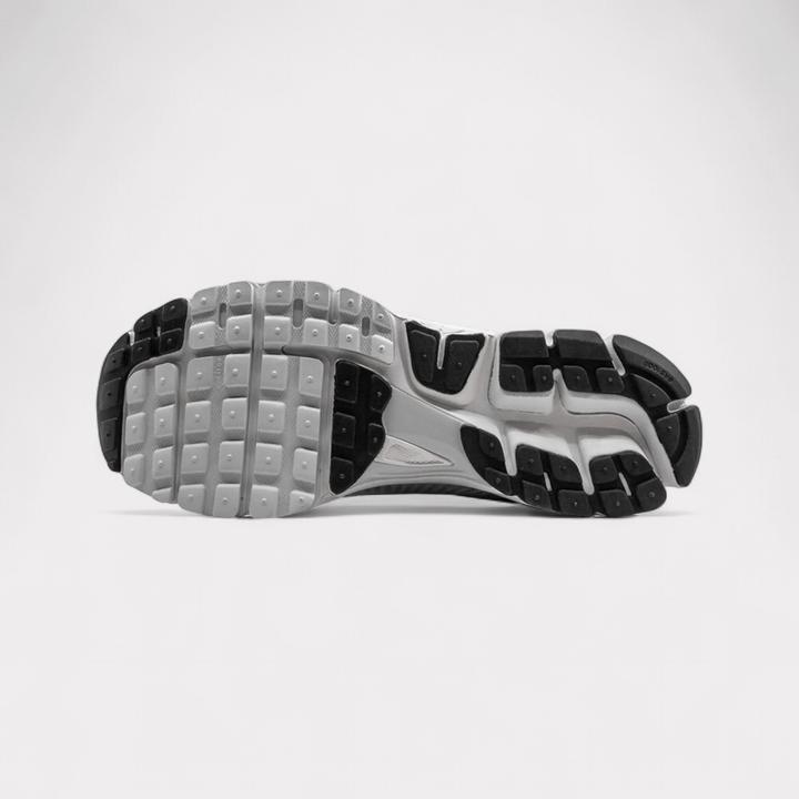 Actual product image Nike Zoom Vomero 5 (36.5)