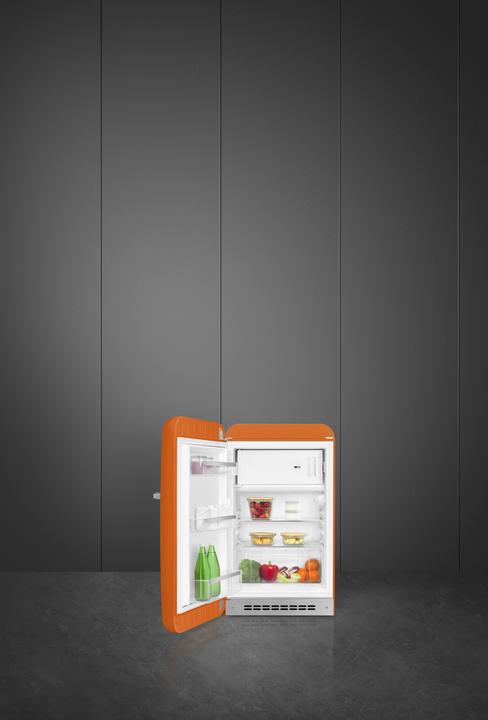 Actual product image Smeg Retro Style FAB10LOR5 (121 l)