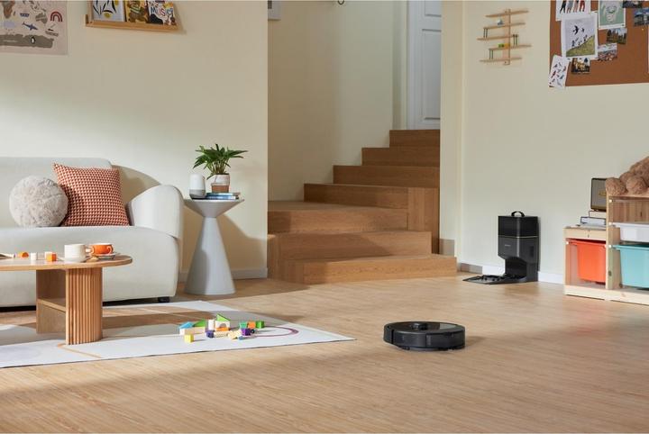 Actual product image Roborock Q8 Max+ (Vacuum mopping robot)