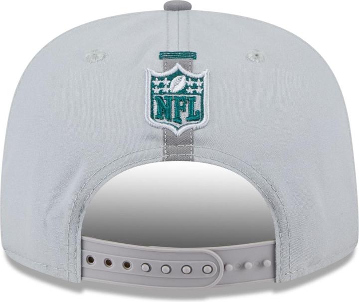 Actual product image New Era Golfer Snapback Cap Training Philadelphia Eagles