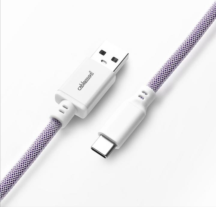 Produktbild CableMod Pro Coiled Keyboard Cable USB-C zu USB Typ A, Rum Raisin (1.50 m, USB 2.0)