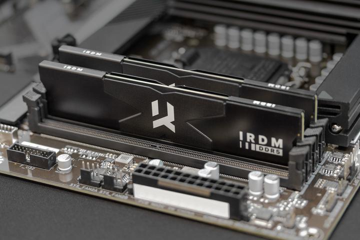 Produktbild Goodram IRDM DDR5 IR-6000D564L30S/16G (1 x 16GB, 6000 MHz, DDR5-RAM, DIMM)