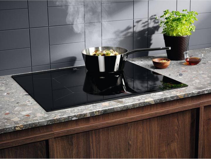 Actual product image Electrolux EIS62443 Integrated Zone Induction Cooktop 4 Zone(s)