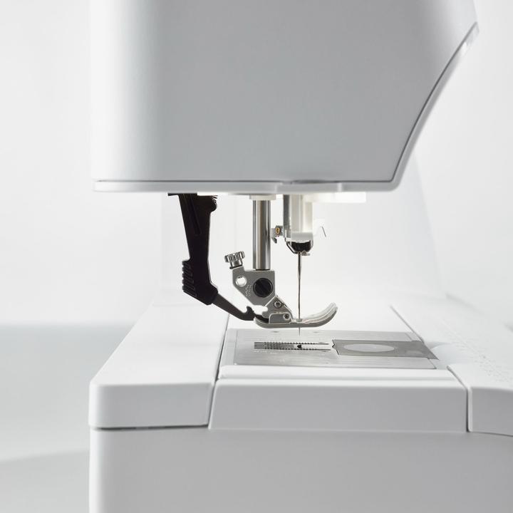 Produktbild Pfaff Expression 710 Special Edition
