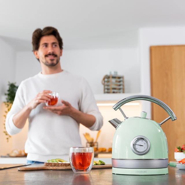 Produktbild Cecotec Hervidor De Agua Thermosense 420 Vintage Light Green (1.80 l)