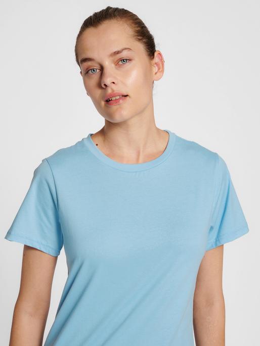 Produktbild hummel Hmlred Basic T-Shirt S/S Woman (XS)