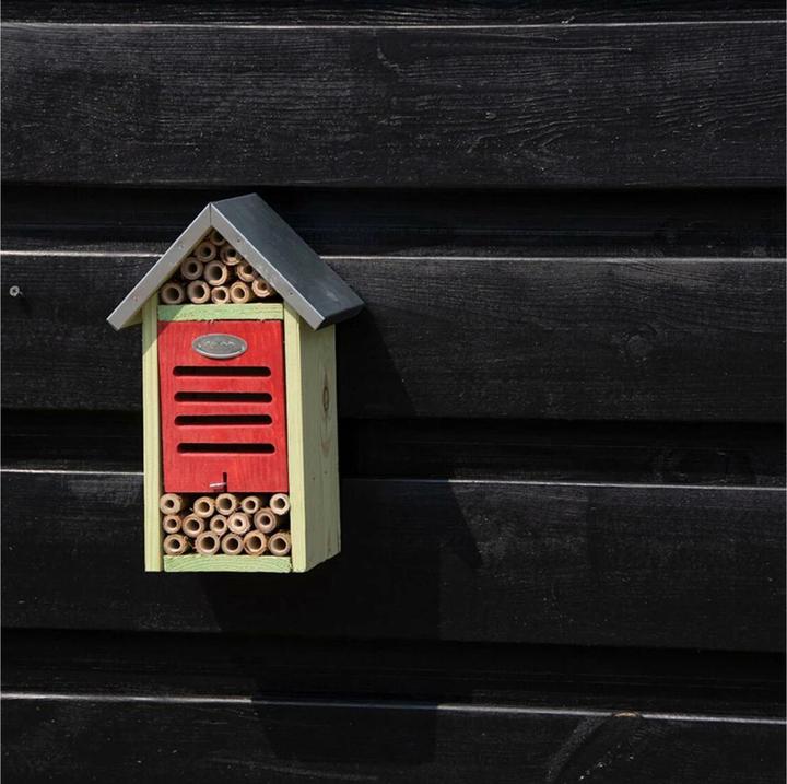 Image du produit Esschert Design Hôtel pour insectes (Coccinelles, Abeilles sauvages, Abeille, Chrysanthèmes)