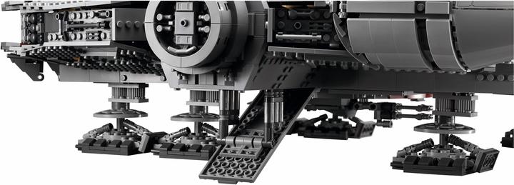 Actual product image LEGO Millennium Falcon (75192, LEGO Star Wars, LEGO Rare Sets)