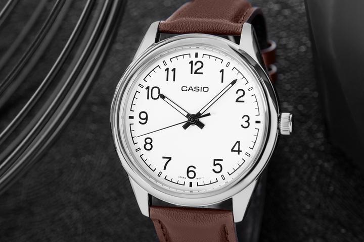 Produktbild Casio Standard (Analoguhr, 40 mm)