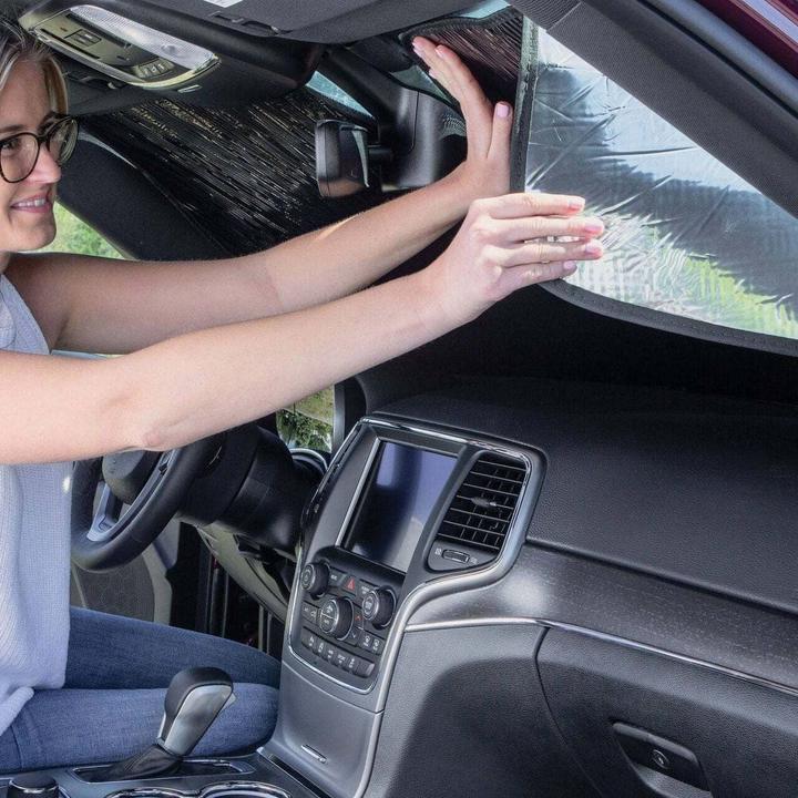 Actual product image WeatherTech Mazda CX-30 DM (2019-2024) Auto SonnenSchutz Kit