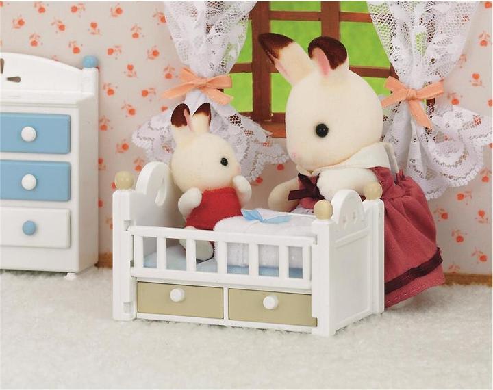 Actual product image Sylvanian Families Chocolate bunny baby with cot